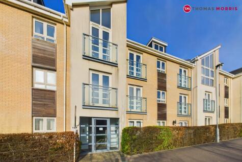 Cambridge Road, St. Neots, Cambridgeshire, PE19