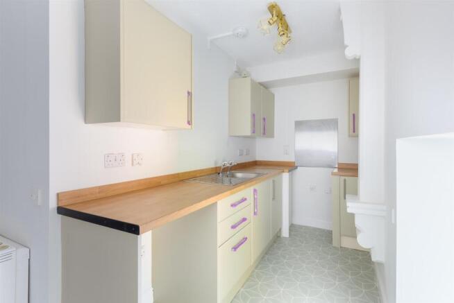 untitled (5 of 9).jpg