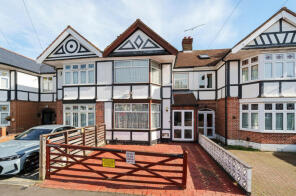 68, Eccleston Crescent, Chadwell Heath, Romford RM6 4QU