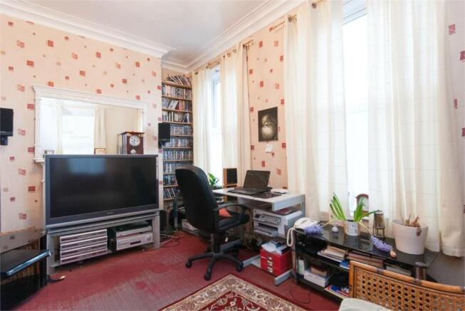 Photo 10