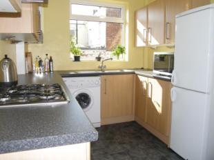 Kitchen Pic 1