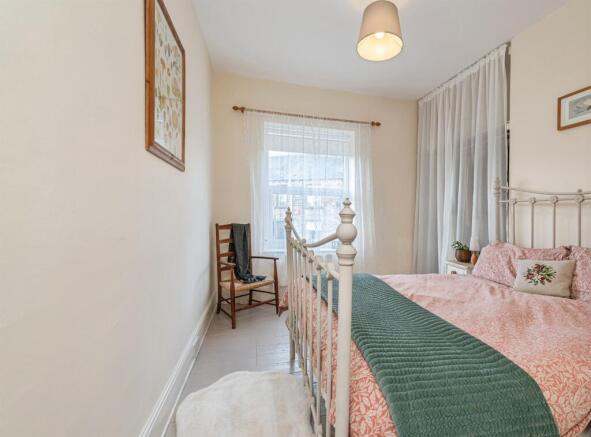 2 bed End of Terrace for sale Image 9