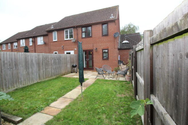 Photo 10
