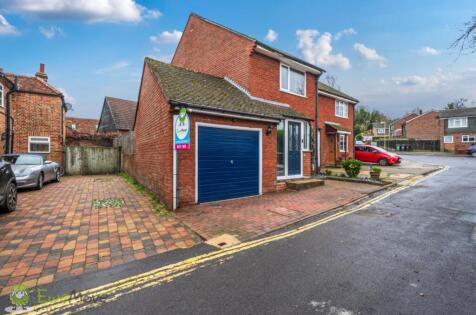 Anchor Yard, Kingsclere, Newbury, Berkshire, RG20