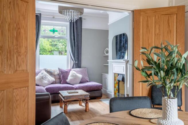 4 bed Terraced to rent Image 4