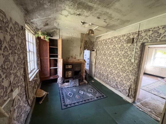 23 Derllwyn Road, Tondu, Bridgend, South Wales CF32 9HD photo 5