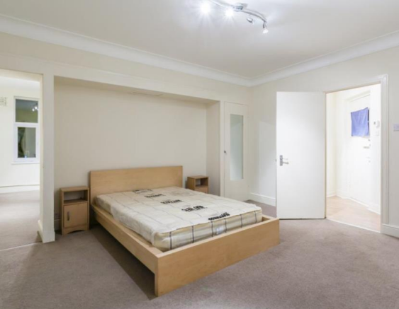 BEDROOM 1.PNG
