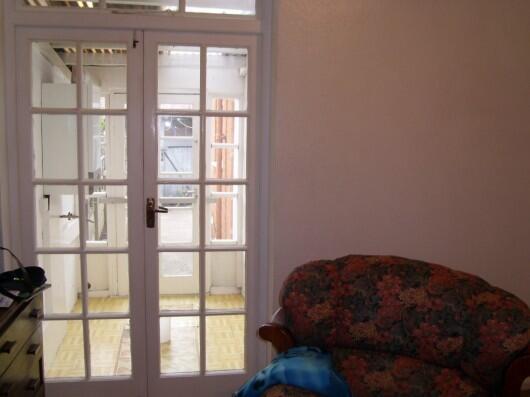 DOORS TO SUN ROOM