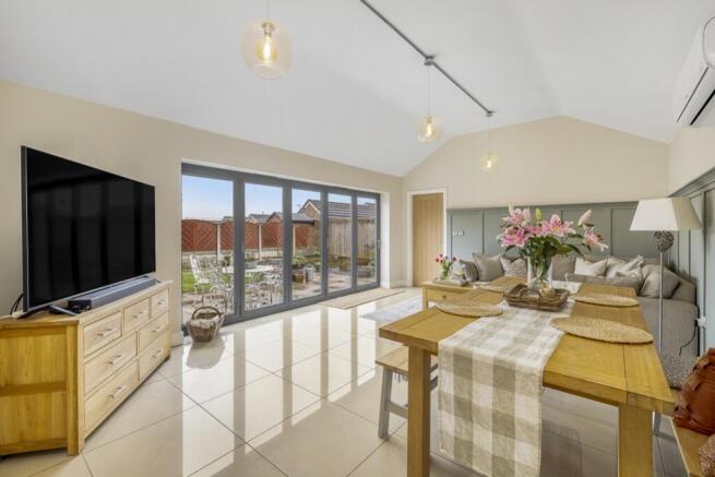 7 Newton Close (Metheringham)-18