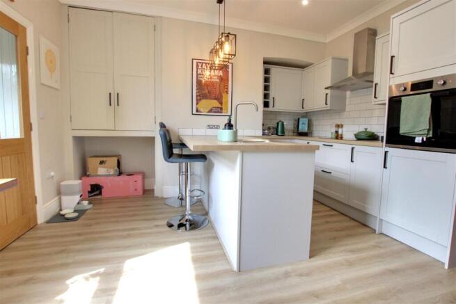 2 bed Terraced for sale Image 7