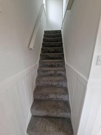 3 bed Semi-Detached to rent Image 9