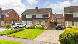 7, Greetham Road, Aylesbury HP21 9BS