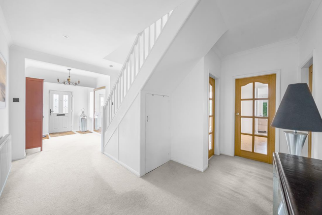 4 bed House for sale Image 11