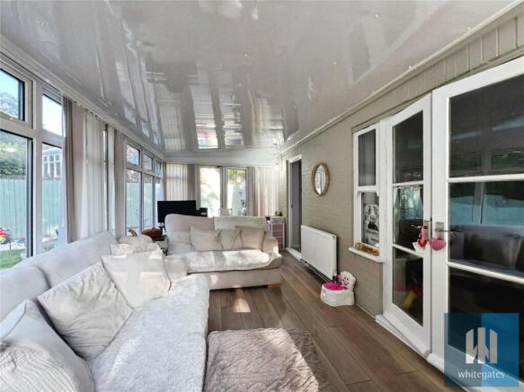 4 bed Detached for sale Image 5