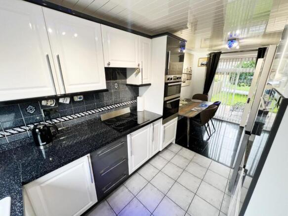 Kitchen / Diner