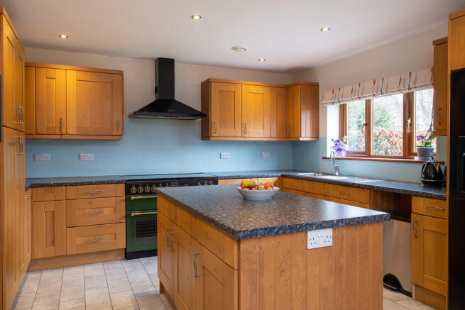Superb kitchen/br...