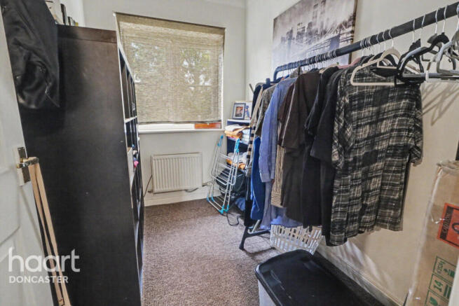 3 bed Terraced for sale Image 12