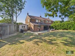 3, Cuckmere Crescent, Gossops Green, Crawley RH11 8DN