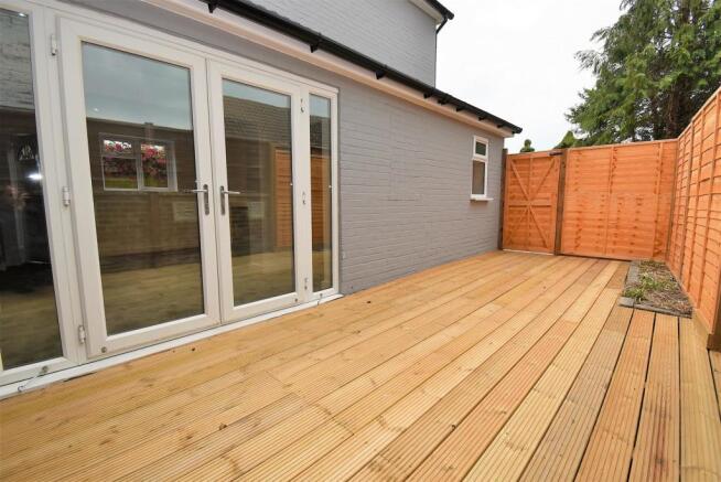 FLAT 4 PRIVATE COURTYARD