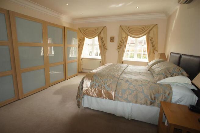 BEDROOM 1