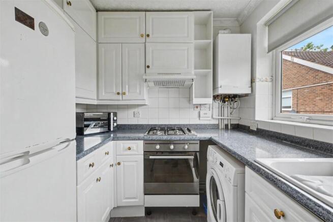 Kitchen_2.jpeg