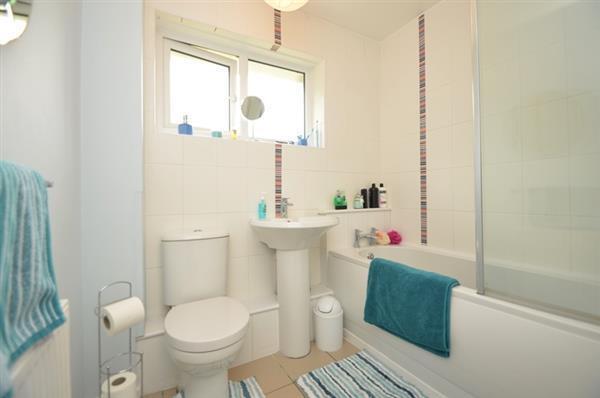 BATHROOM/WC