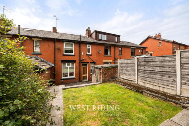 3 bed Terraced for sale Image 5