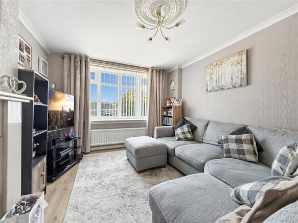 3 bed Semi-Detached for sale Image 5