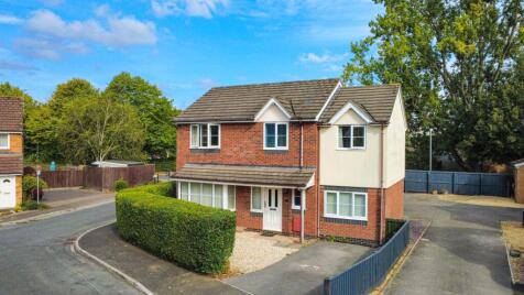 Bishop Fox Drive, Taunton, Somerset.