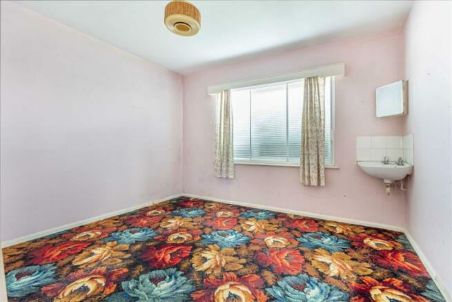 Bedroom-2-2.jpg
