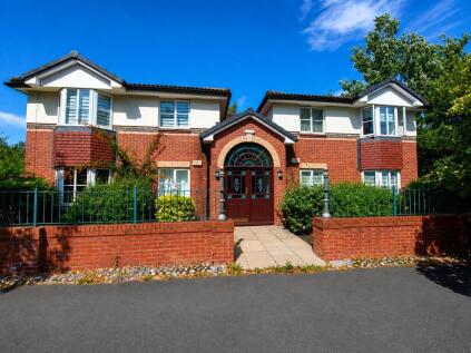 Pinewood Road, Wilmslow, Cheshire, SK9