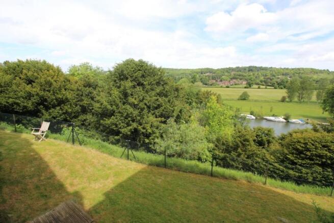 Communal Gardens & River View