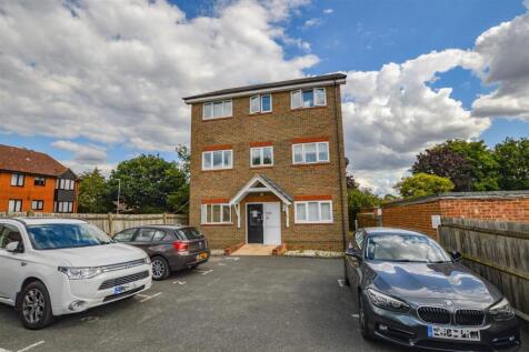 Hardwicke Place, London Colney, AL2