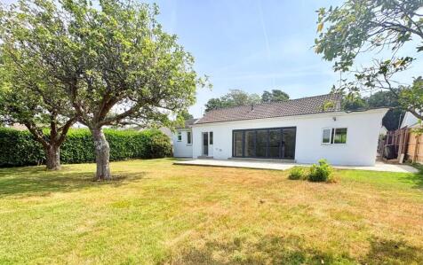 Martins Drive, Ferndown