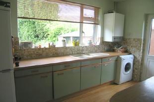 KITCHEN/BREAKFAST RO