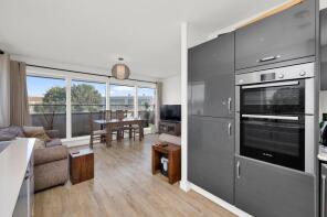 38, Mark Twain Drive, London NW2 6FU
