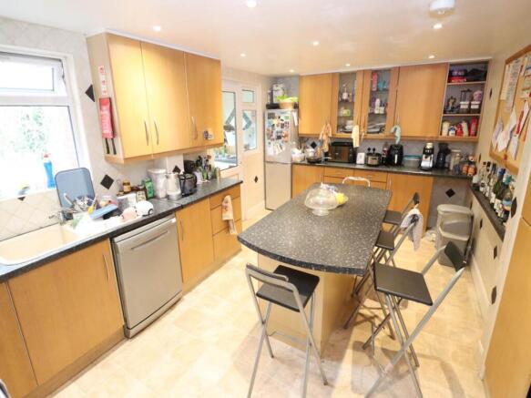 171c8f00-4b2d-4637-a