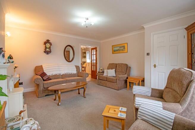Pear Tree Close, Epworth, DN9 photo 3