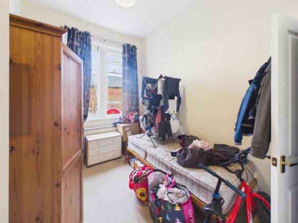 CAM03062G0-PR0230-STILL003