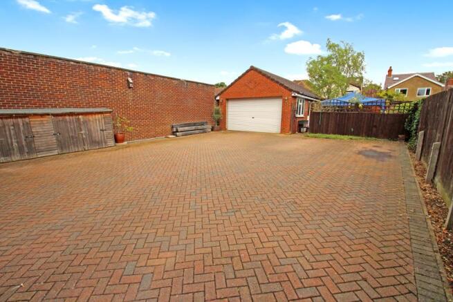 Parking & Garage