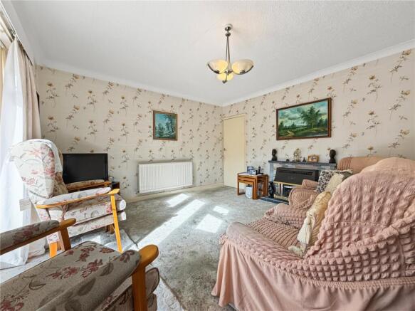 Fairview Avenue, Wigmore, Kent, ME8 photo 4