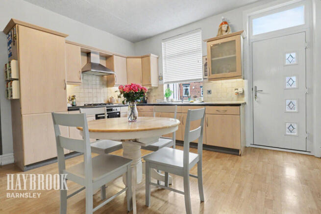 3 bed Terraced for sale Image 7