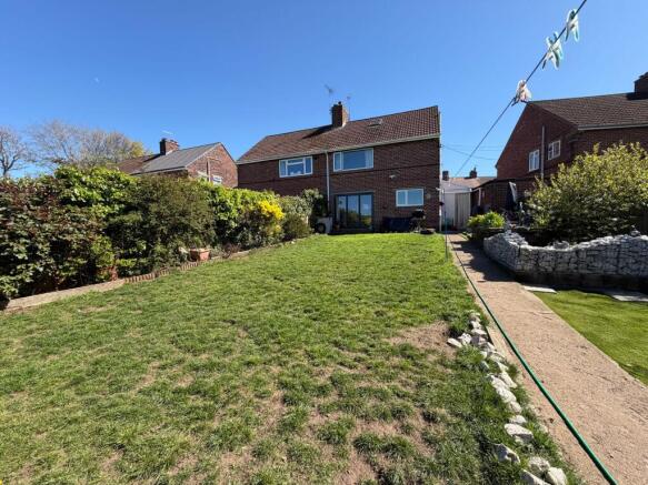 Ash Grove, Sutton-In-Ashfield, NG17 photo 2