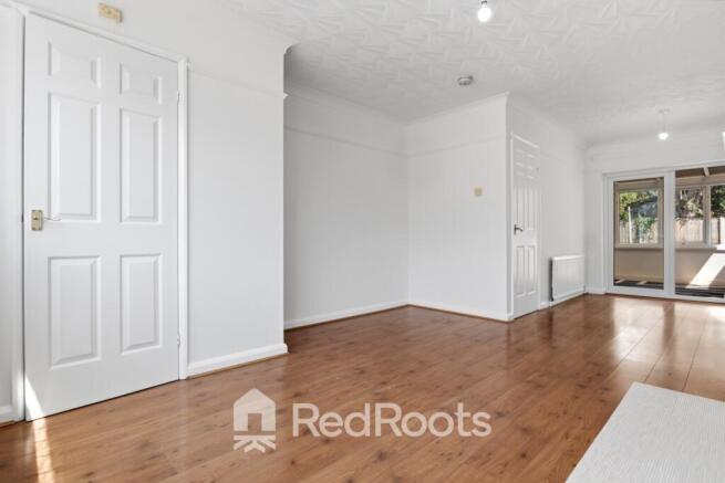 3 bed Semi-Detached for sale Image 5