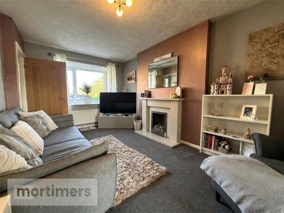 Collingwood, Clayton Le Moors, Accrington, Lancashire, BB5 photo 2