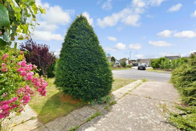 Driveway/Parking