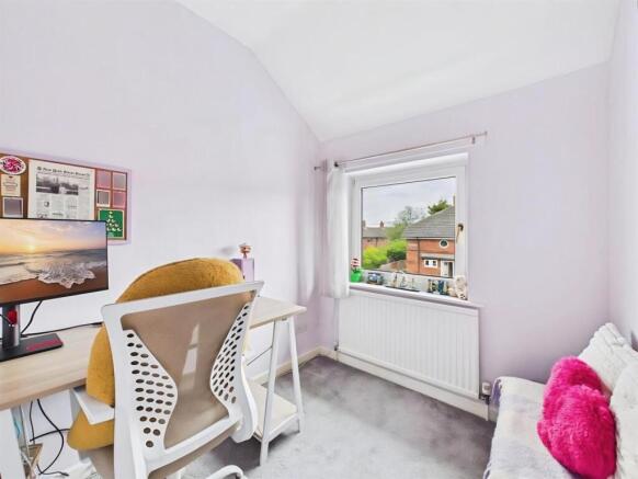 3 bed Terraced for sale Image 12