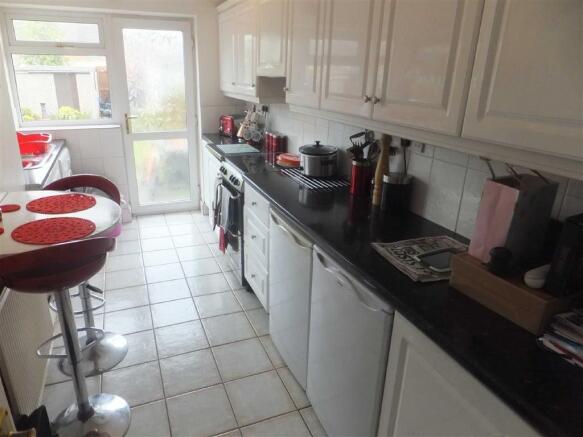 Kitchen/Breakfast Ro