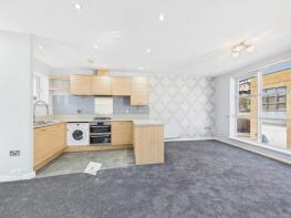 17, Brambling Close, Greenhithe DA9 9TA