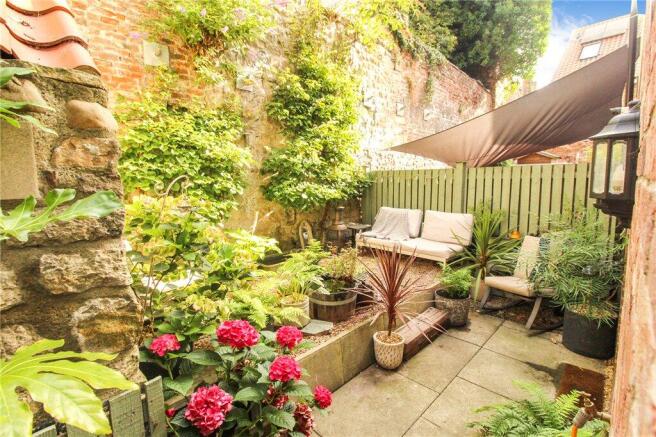 2 bed End of Terrace for sale Image 7